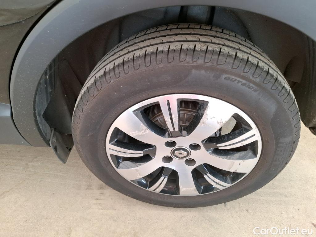  Renault  Captur  Business 1.5 dCi 90CV BVA6 E6 #13