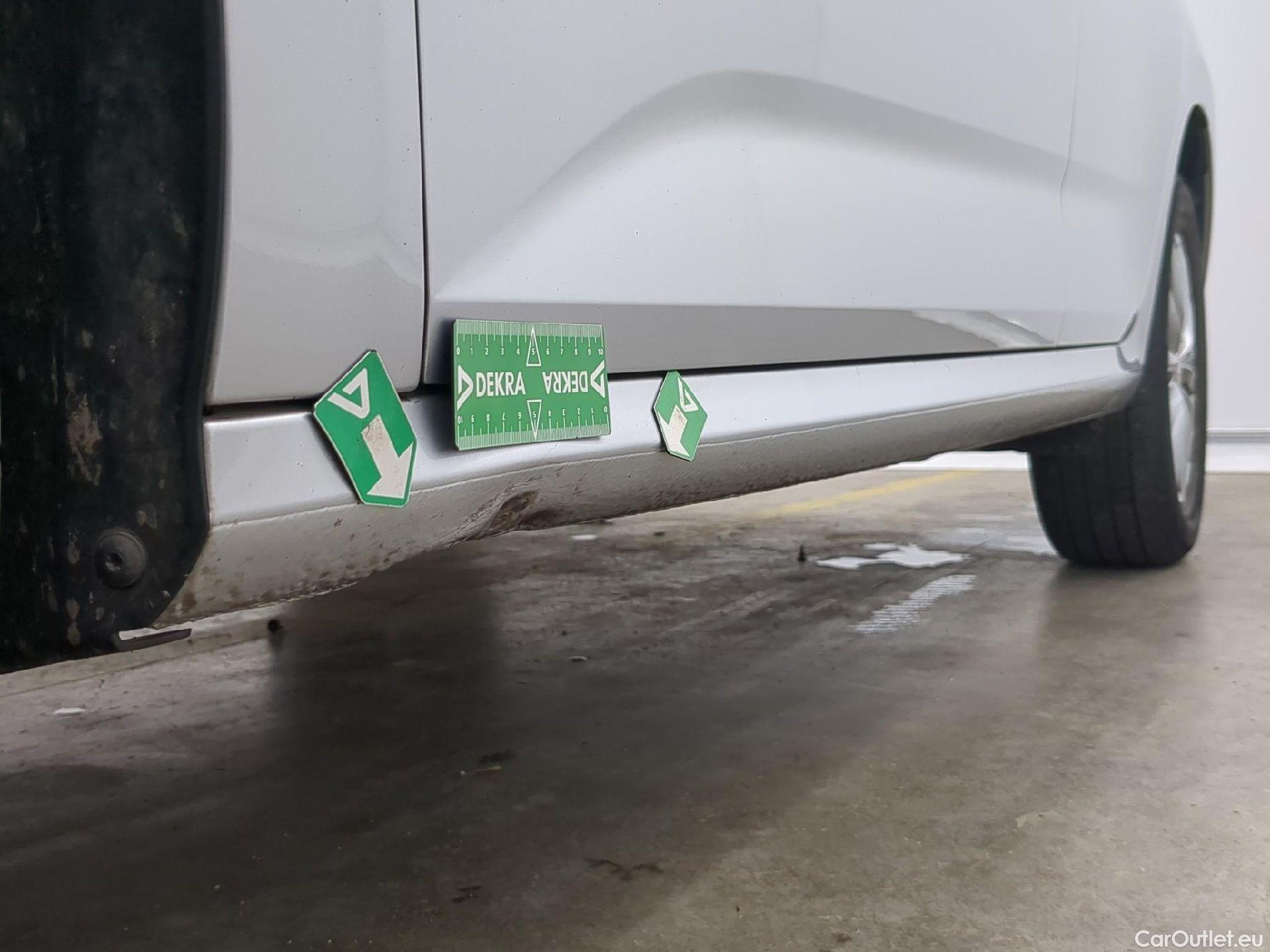  Skoda  KAMIQ  Business 1.0 TSI 115CV BVA7 E6dT #12