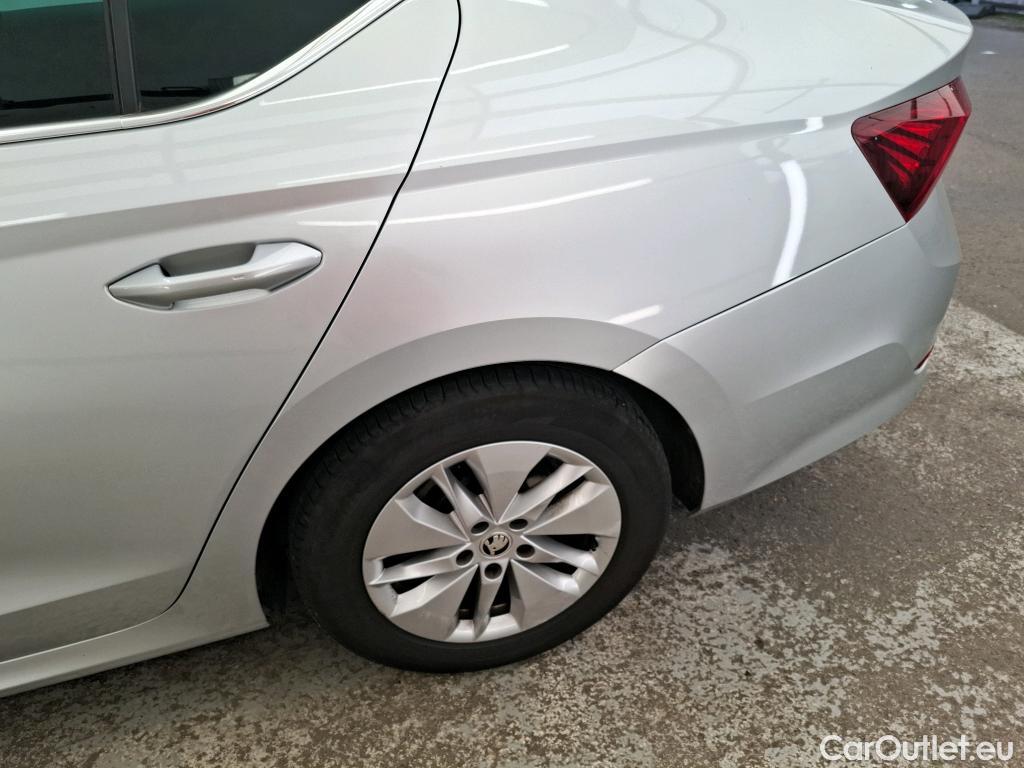  Skoda  Octavia  Berline Business 2.0 TDI 115CV BVA7 E6d #36