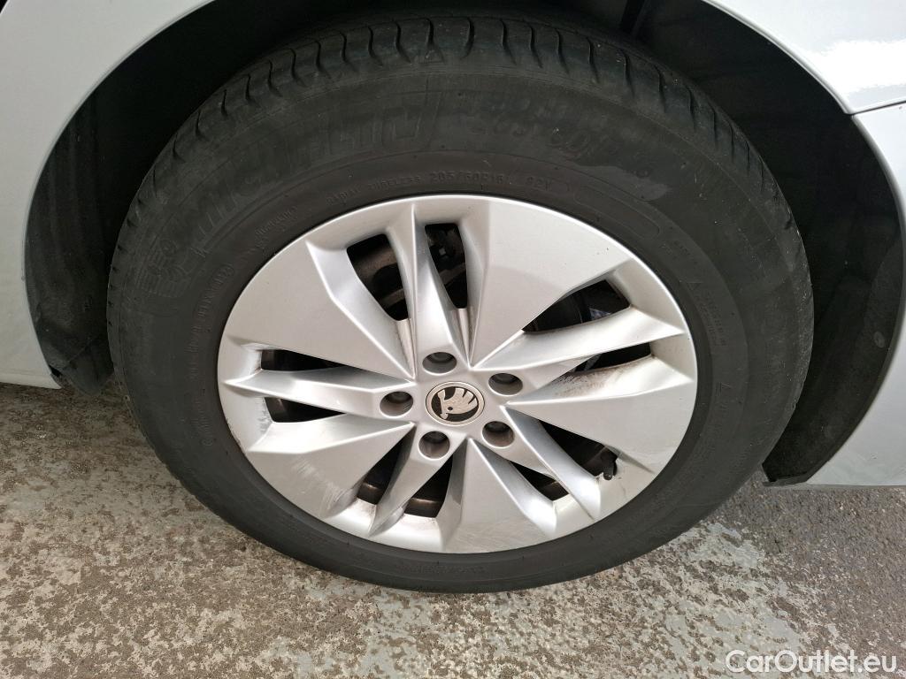  Skoda  Octavia  Berline Business 2.0 TDI 115CV BVA7 E6d #35