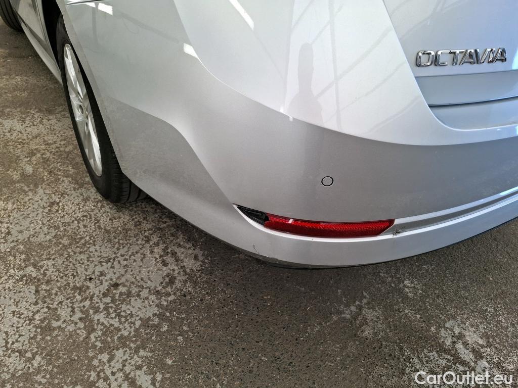 Skoda  Octavia  Berline Business 2.0 TDI 115CV BVA7 E6d #40