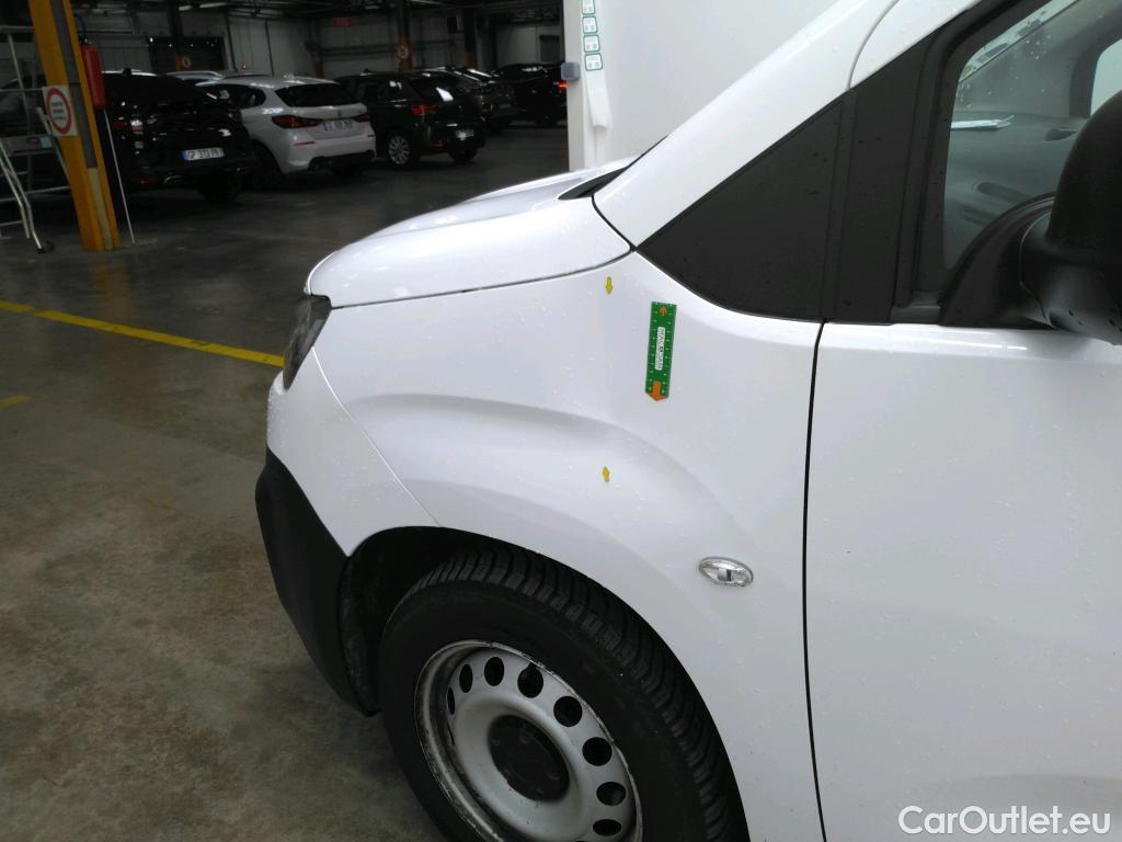  Citroen  Berlingo  Fourgon Driver XL 950 1.5 BlueHDi 100CV BVM5 E6dT #23