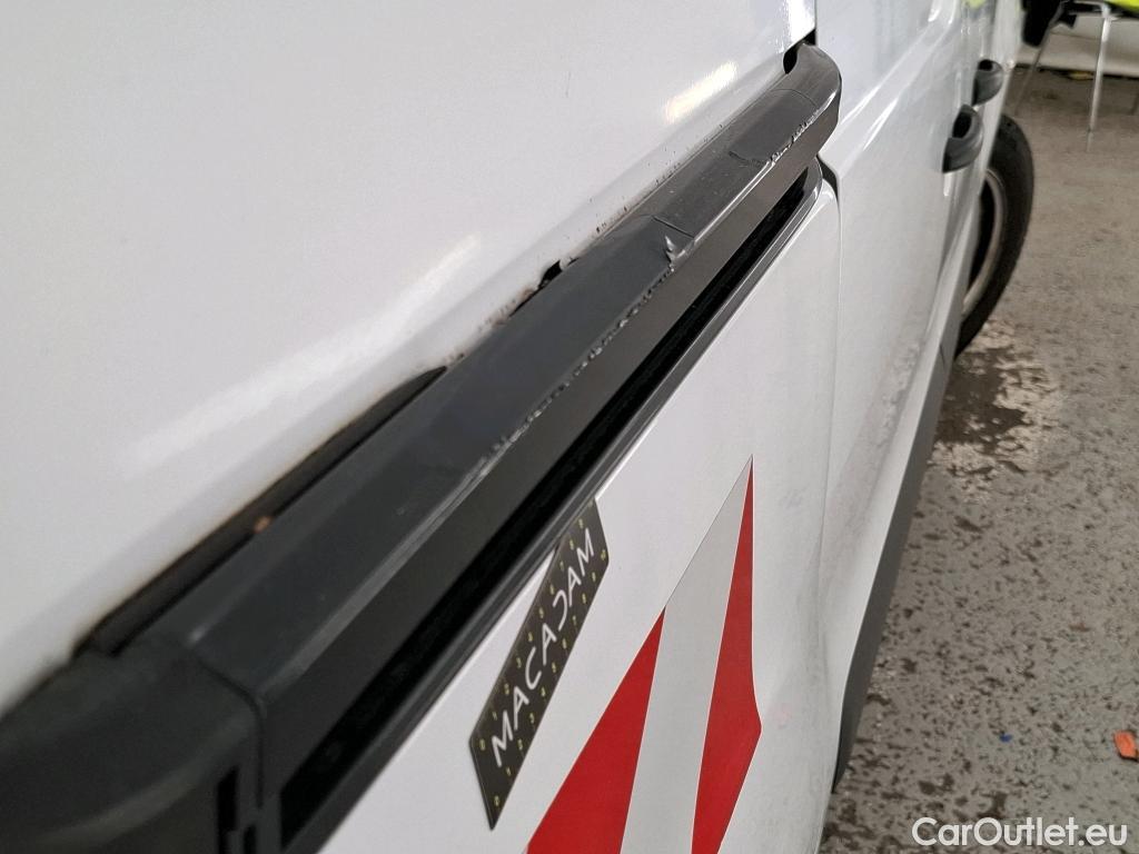  Citroen  Berlingo  Fourgon Club L1 (Court) 1.6 BlueHDi 75CV BVM5 E6 #51