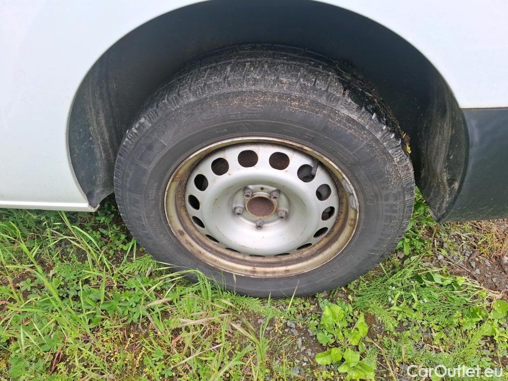  Peugeot  Expert  Fourgon Asphalt L2 2.0 HDi 120CV BVM6 E6dT #16