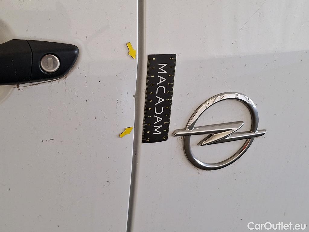  Opel  Combo OPEL  / 2018 / 4P / Fourgonnette 1.5 diesel 100chL1H1/stand CARGO PACK C #31