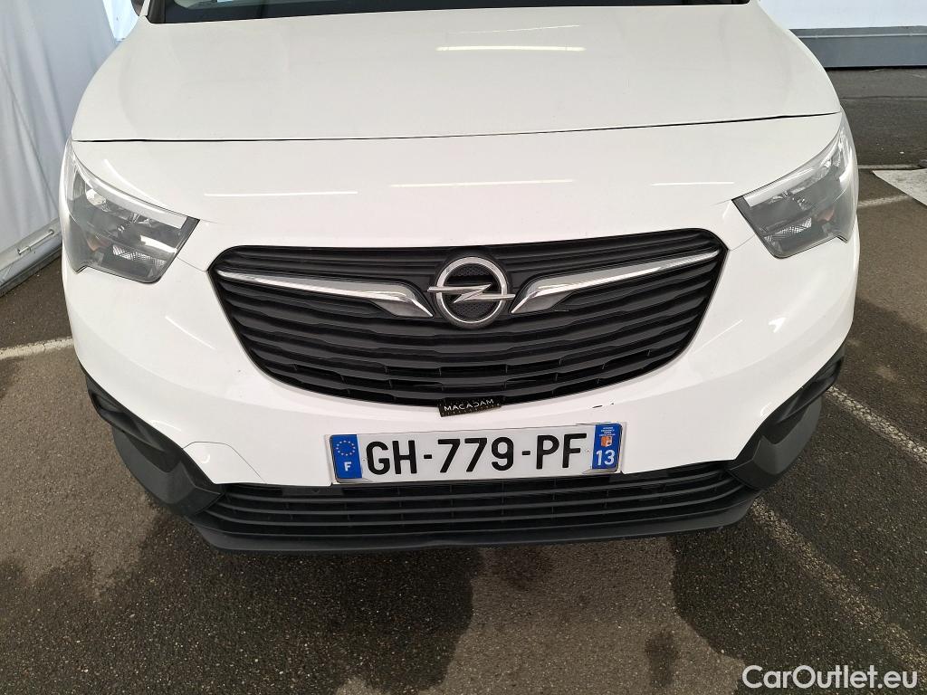  Opel  Combo OPEL  / 2018 / 4P / Fourgonnette 1.5 diesel 100chL1H1/stand CARGO PACK C #65