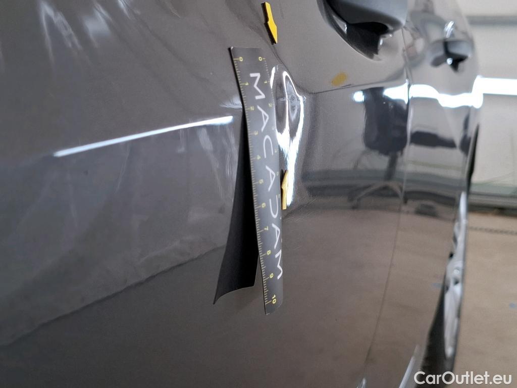  Peugeot  208  Premium 1.5 HDi 100CV BVM6 E6d #2