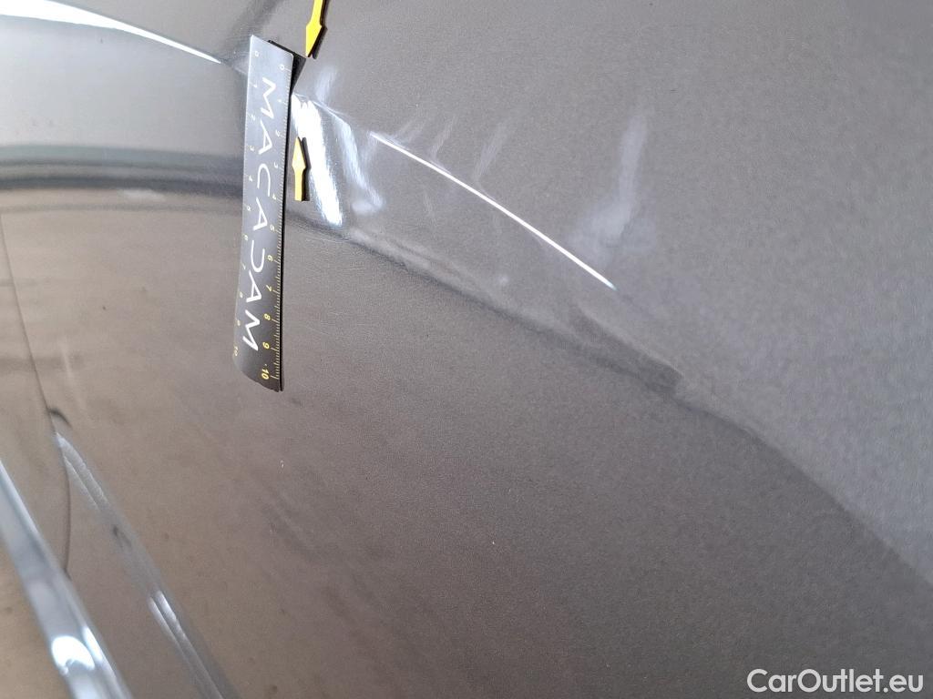  Peugeot  208  Premium 1.5 HDi 100CV BVM6 E6d #48
