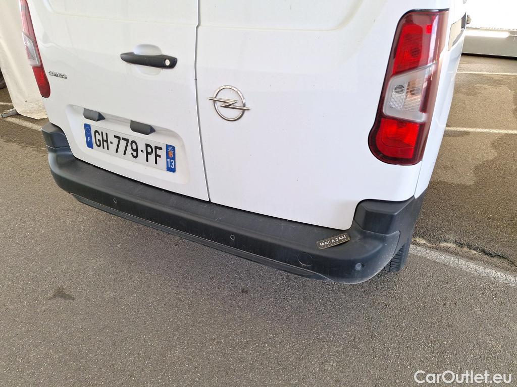  Opel  Combo OPEL  / 2018 / 4P / Fourgonnette 1.5 diesel 100chL1H1/stand CARGO PACK C #54