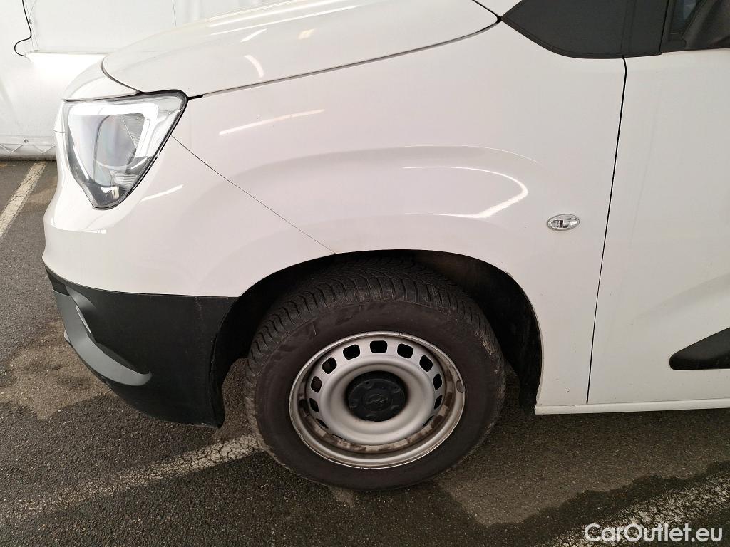  Opel  Combo OPEL  / 2018 / 4P / Fourgonnette 1.5 diesel 100chL1H1/stand CARGO PACK C #8
