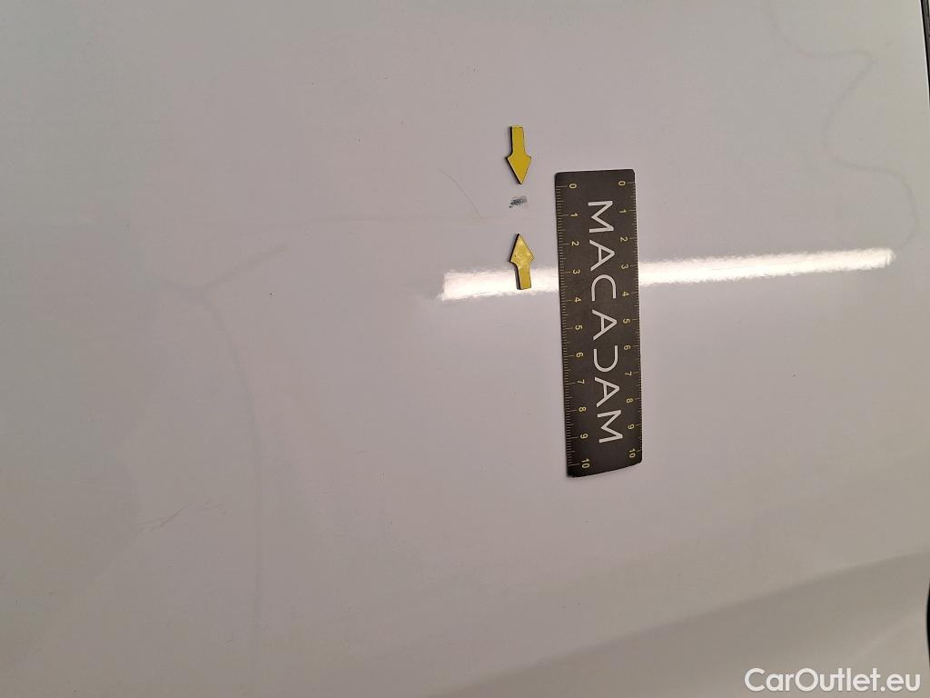  Opel  Combo OPEL  / 2018 / 4P / Fourgonnette 1.5 diesel 100chL1H1/stand CARGO PACK C #64