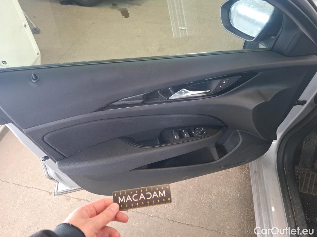  Opel  Insignia  B Sports Tourer Business Elegance 1.5 120CV BVA8 E6d #9