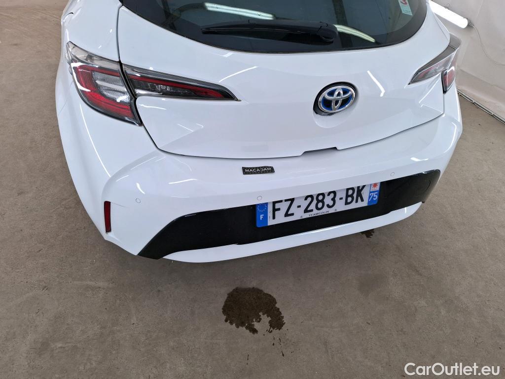  Toyota  Corolla TOYOTA  / 2018 / 5P / Berline Hybride 122h Dynamic Business Stage Acad #41