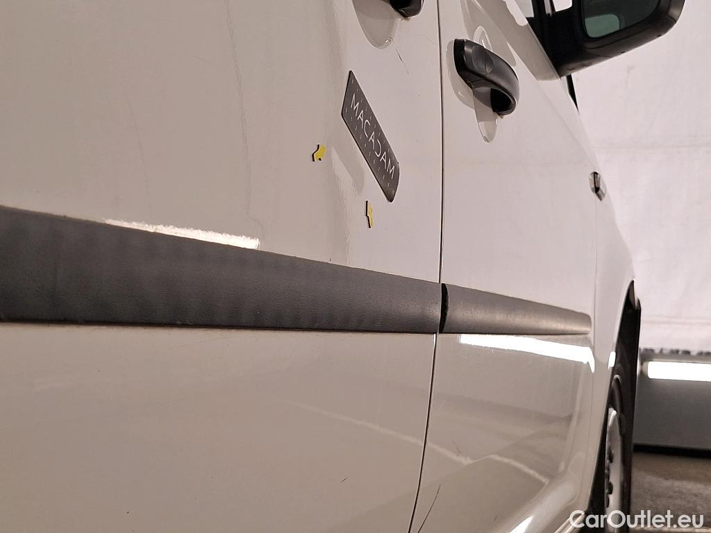  Volkswagen  Caddy VOLKSWAGEN  Van / 2015 / 4P / Fourgonnette 2.0 TDI 75 Business Line #54