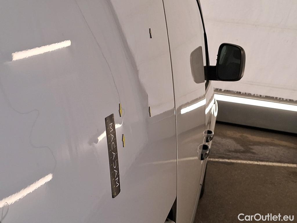  Volkswagen  Caddy VOLKSWAGEN  Van / 2015 / 4P / Fourgonnette 2.0 TDI 75 Business Line #75
