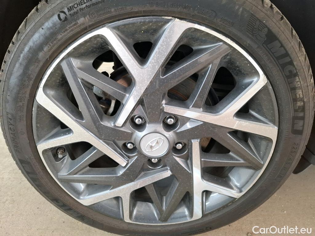  Hyundai  Konna HYUNDAI Kona / 2017 / 5P / SUV 1.6 GDi Hybrid DCT-6 Creative #13