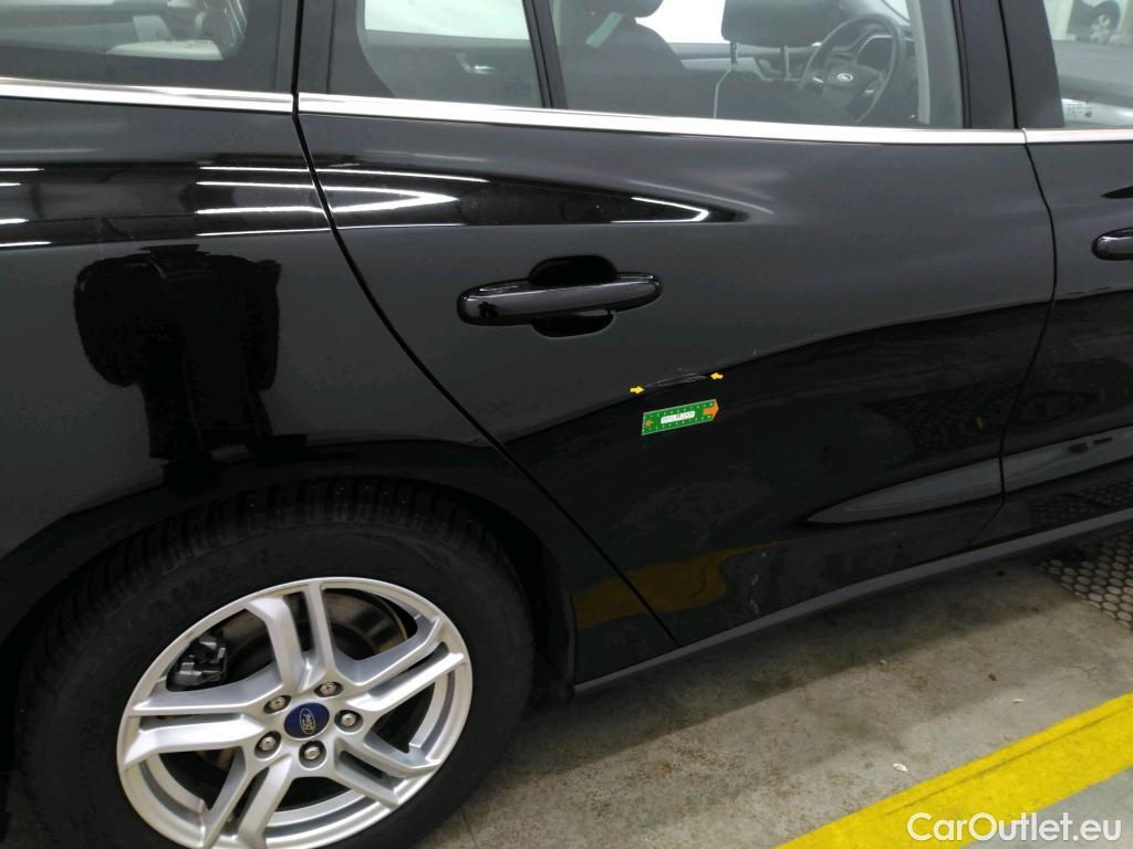  Ford  Focus FORD  SW / 2018 / 5P / Break SW-1.0 EcoBoost 125 mHEV Trend Business #25