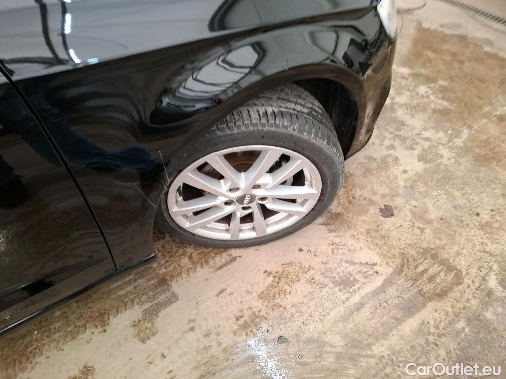  Audi  A3 AUDI  Sportback / 2016 / 5P / Berline 35 TFSI 150 COD S TRONIC BUSINESS LINE (Ex Q083) #39