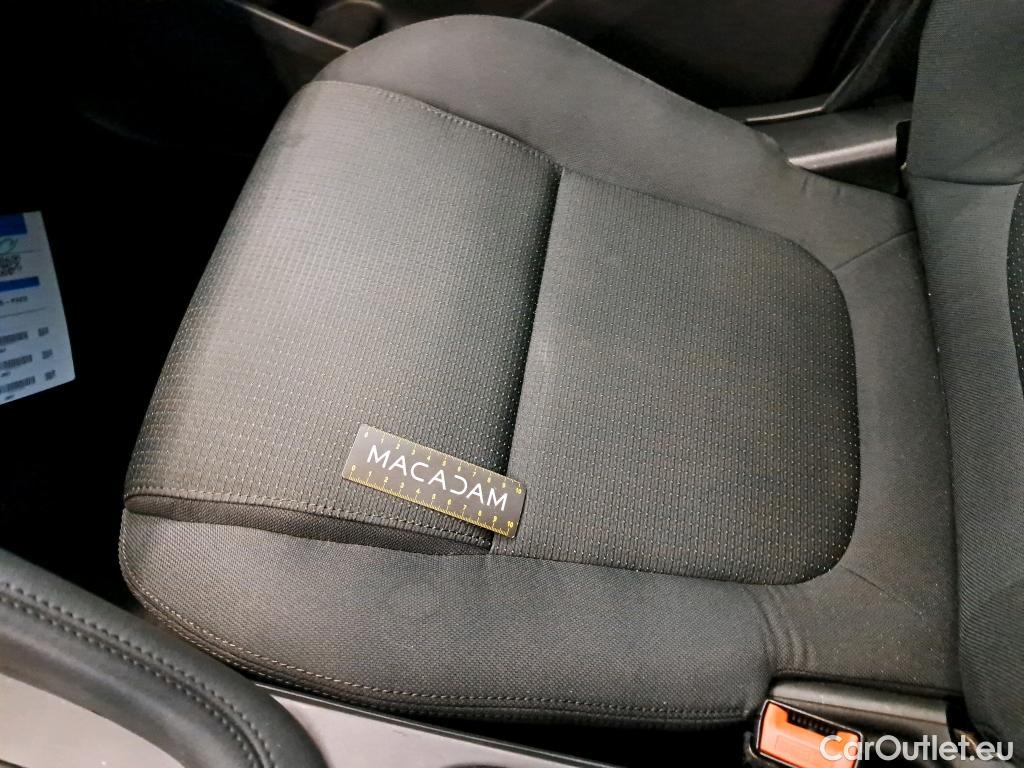  Jaguar  E-PACE JAGUAR  / 2017 / 5P / SUV D150 BVM STANDARD (Ex J867) #13