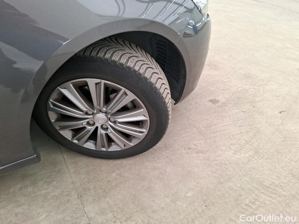  Peugeot  308  SW Allure 1.2 PureTech 130CV BVA8 E6d #26