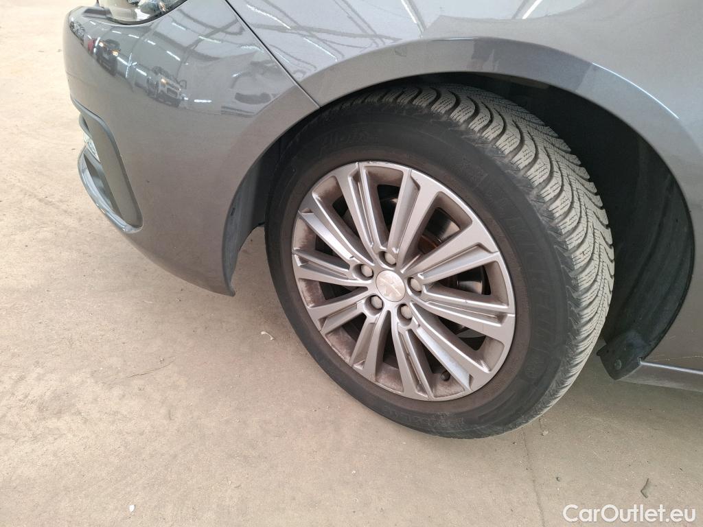  Peugeot  308  SW Allure 1.2 PureTech 130CV BVA8 E6d #15