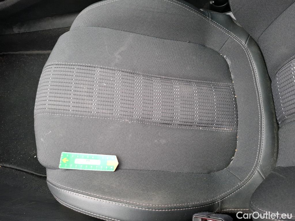  Peugeot  308  Allure Business 1.2 PureTech 130CV BVA8 E6d #36