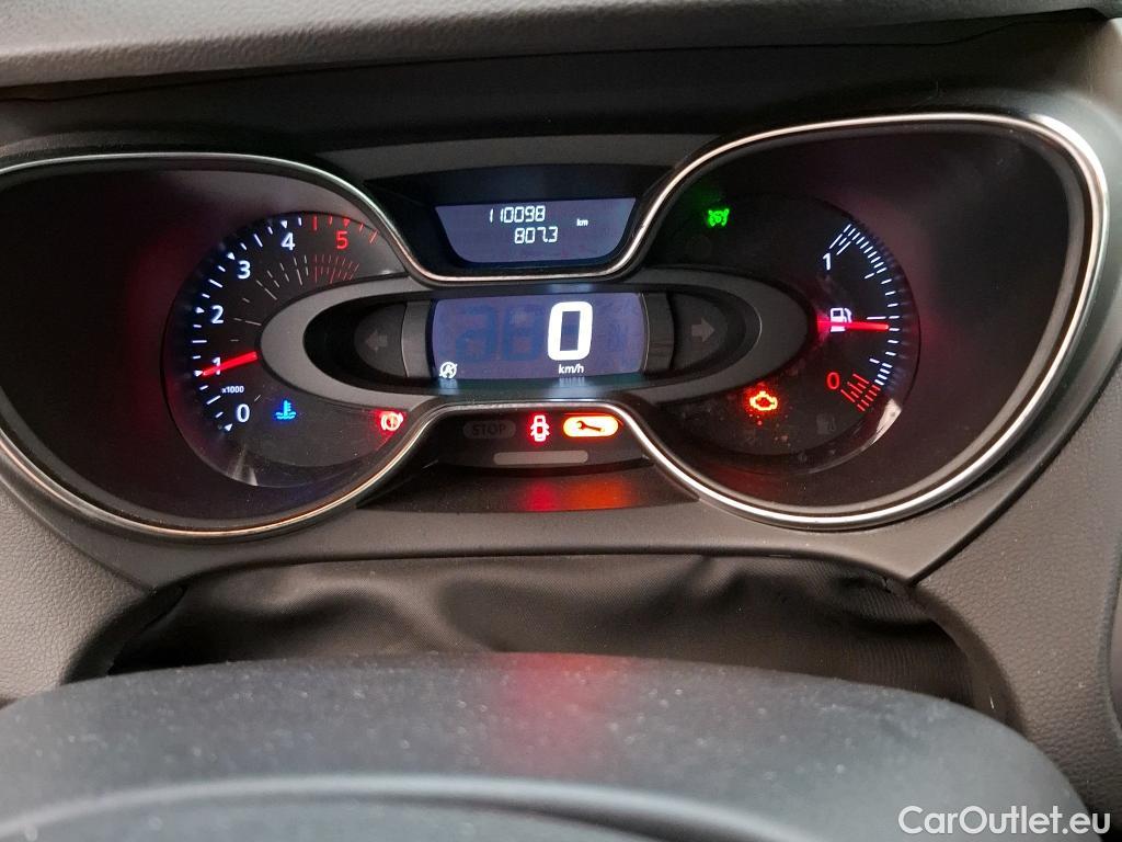  Renault  Captur  5p Crossover Business ENERGY dCi 90 / TRANSFO VP/VF
 #31