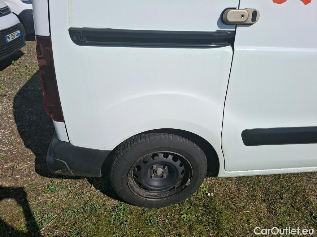  Citroen  Berlingo  Fourgon Business L1 (Court) 1.6 BlueHDi 100CV BVM5 E6 #28