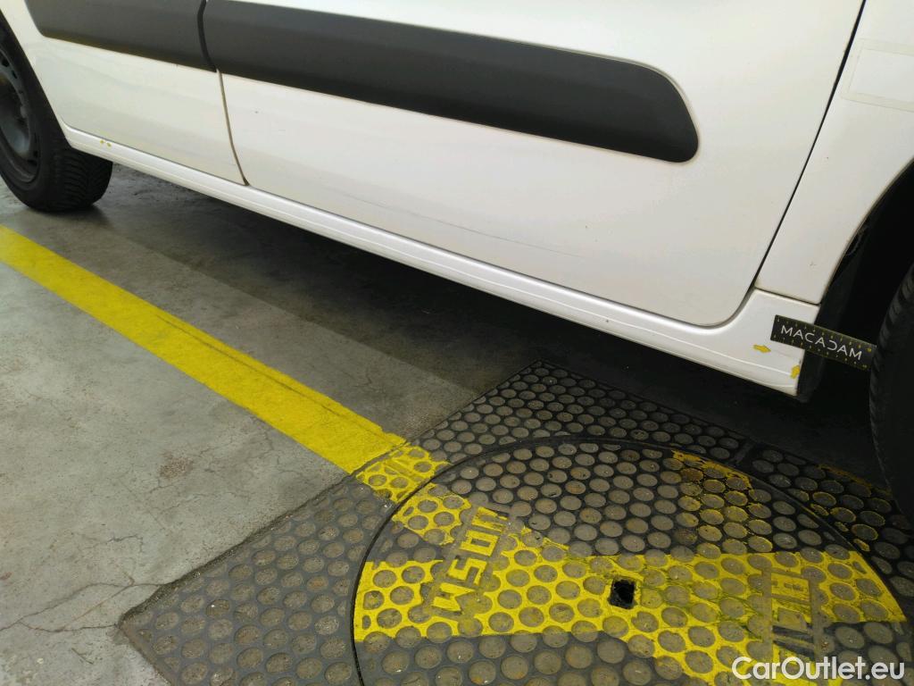  Citroen  Berlingo  Fourgon Business L1 (Court) 1.6 BlueHDi 100CV BVM6 E6 #85