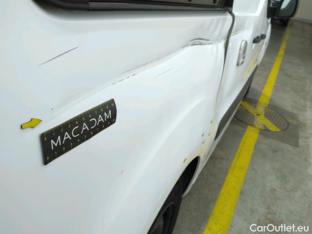 Citroen  Berlingo  Fourgon Business L1 (Court) 1.6 BlueHDi 100CV BVM6 E6 #12