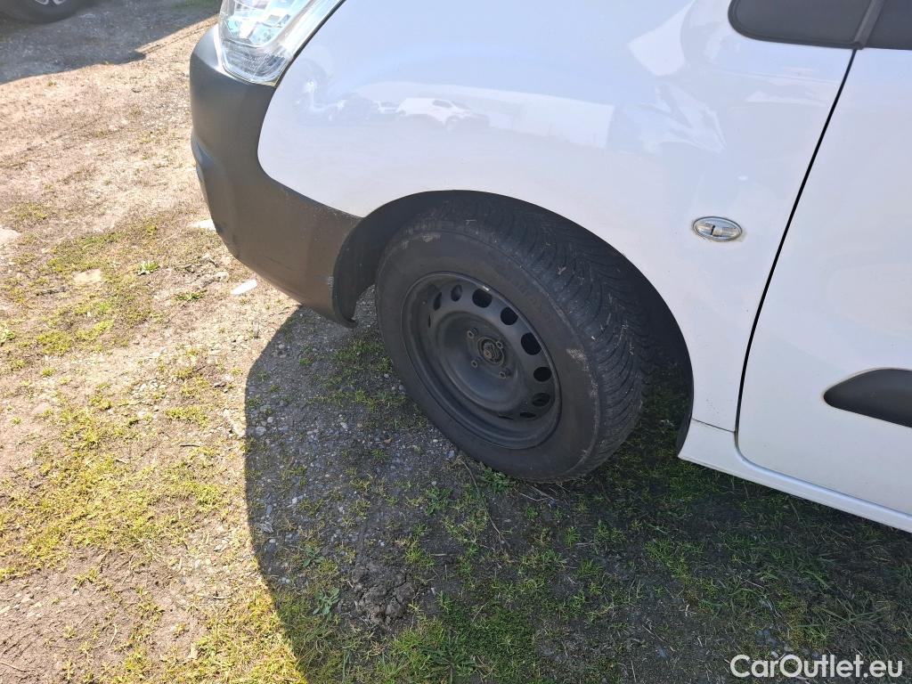  Citroen  Berlingo  Fourgon Business L1 (Court) 1.6 BlueHDi 100CV BVM5 E6 #29