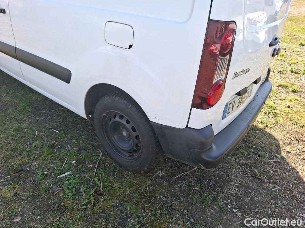  Citroen  Berlingo  Fourgon Business L1 (Court) 1.6 BlueHDi 100CV BVM5 E6 #27