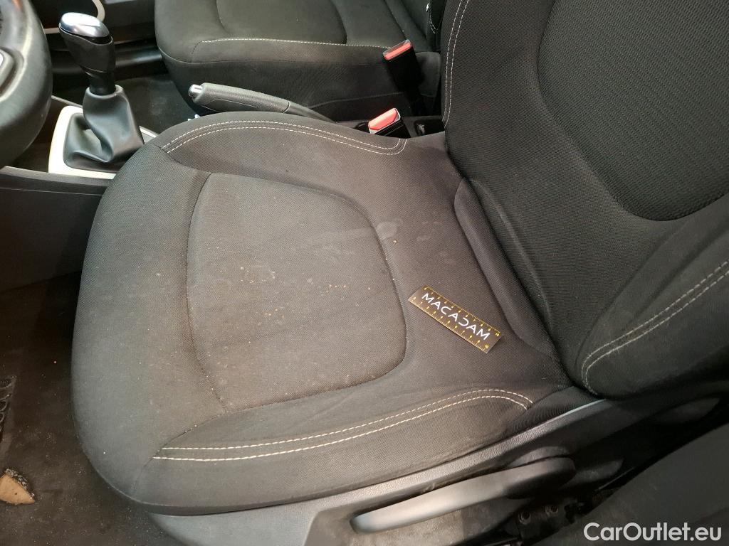  Renault  Captur  5p Crossover Business ENERGY dCi 90 / TRANSFO VP/VF
 #29