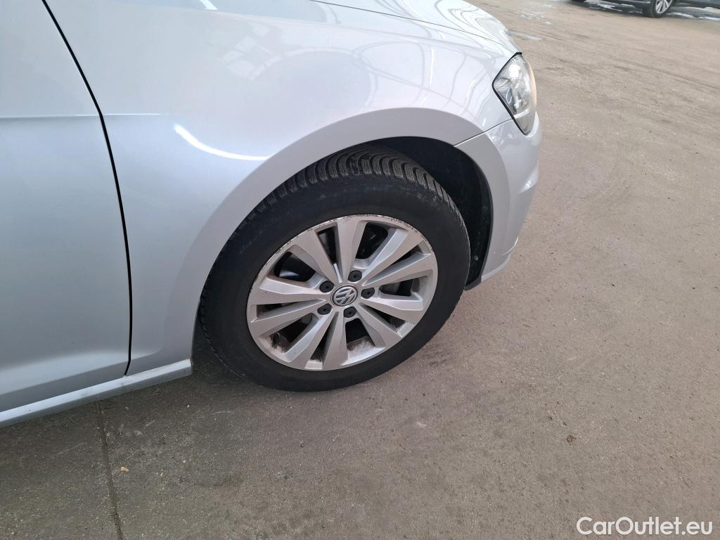  Volkswagen  Golf  VII Break Confortline Business BMT 1.6 TDI 115CV BVA7 E6dT / TRANSFO VP/VF #40