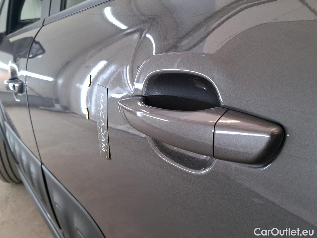  Citroen  C3  Shine Business 1.2 PureTech 110CV BVM6 E6d #17
