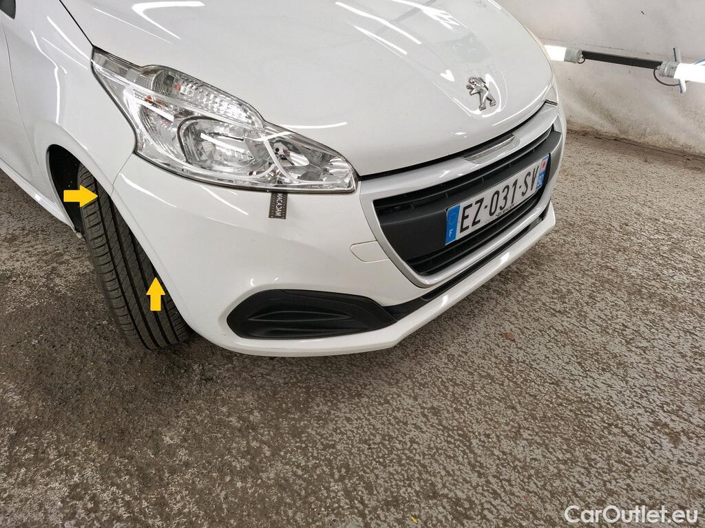  Peugeot  208  Affaire Premium 1.6 HDi 75CV BVM5 E6 #10