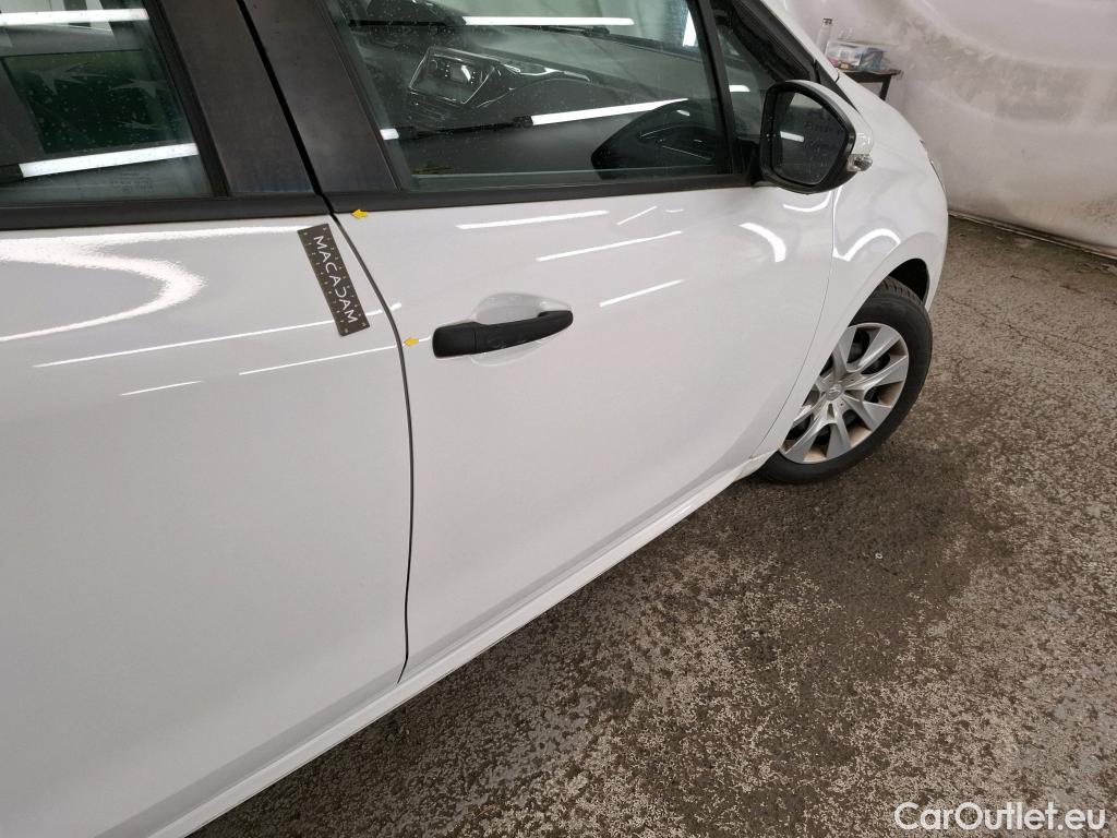  Peugeot  208  Affaire Premium 1.6 HDi 75CV BVM5 E6 #12
