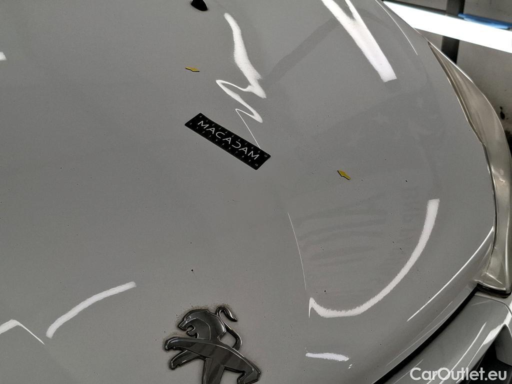  Peugeot  208  Affaire Premium 1.6 HDi 75CV BVM5 E6 #2