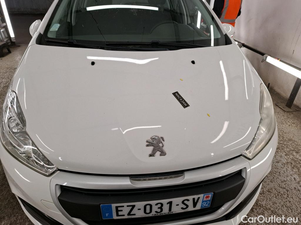  Peugeot  208  Affaire Premium 1.6 HDi 75CV BVM5 E6 #1