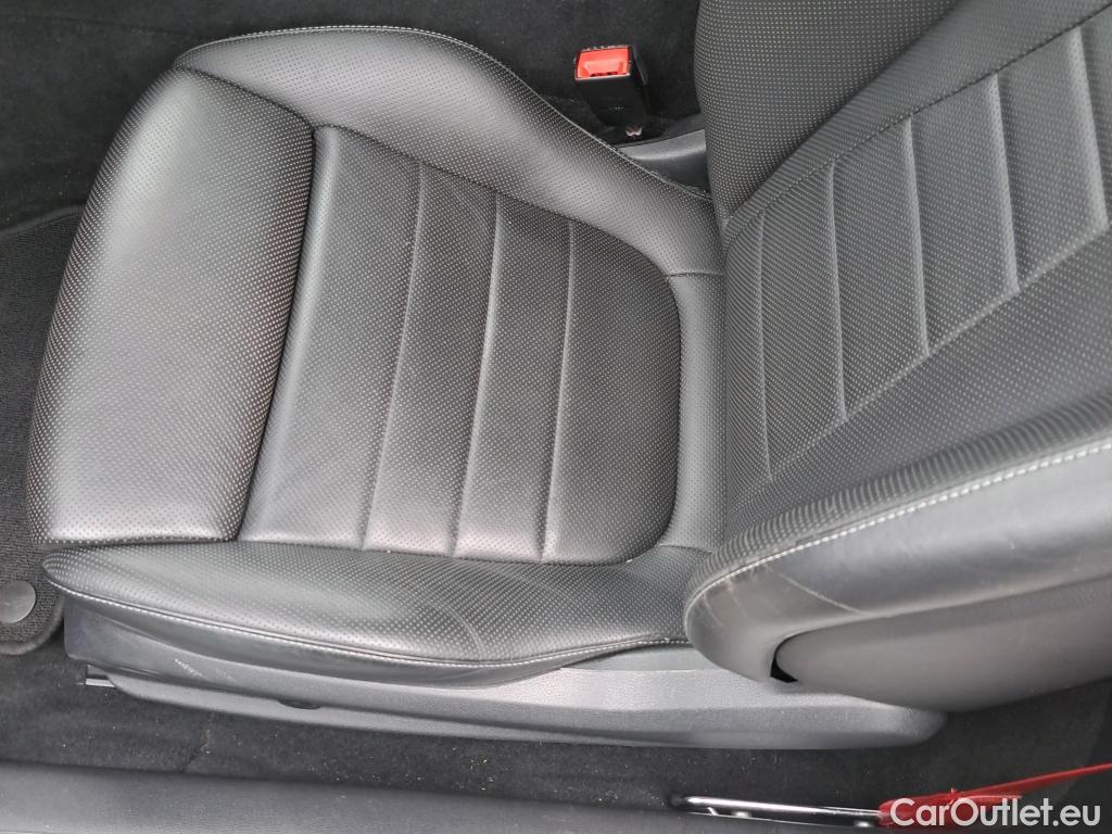  Mercedes  E-Klasse MERCEDES-BENZ Clase E / 2016 / 2P / coupé Coupé E 350 #19