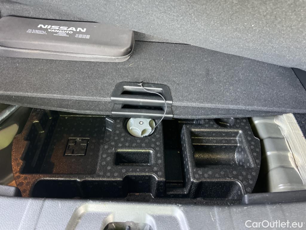  Nissan  Qashqai NISSAN  / 2017 / 5P / todoterreno DIG-T 116 kW (160 CV) E6D DCT N-CONNECTA #16