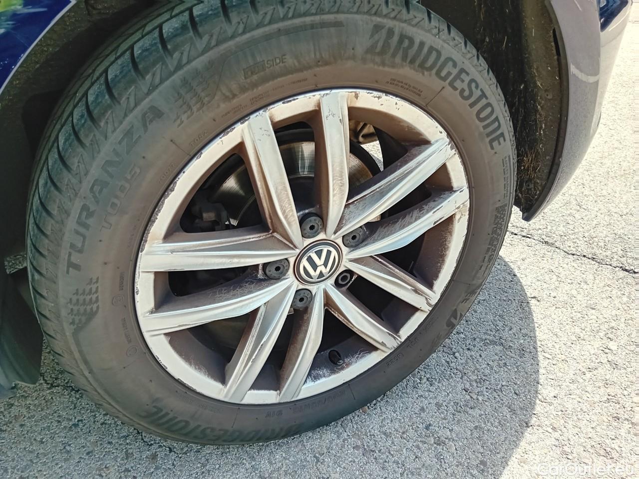  Volkswagen  Golf  VII Berlina Advance 1.5 TSI 150CV AT7 E6dT #26