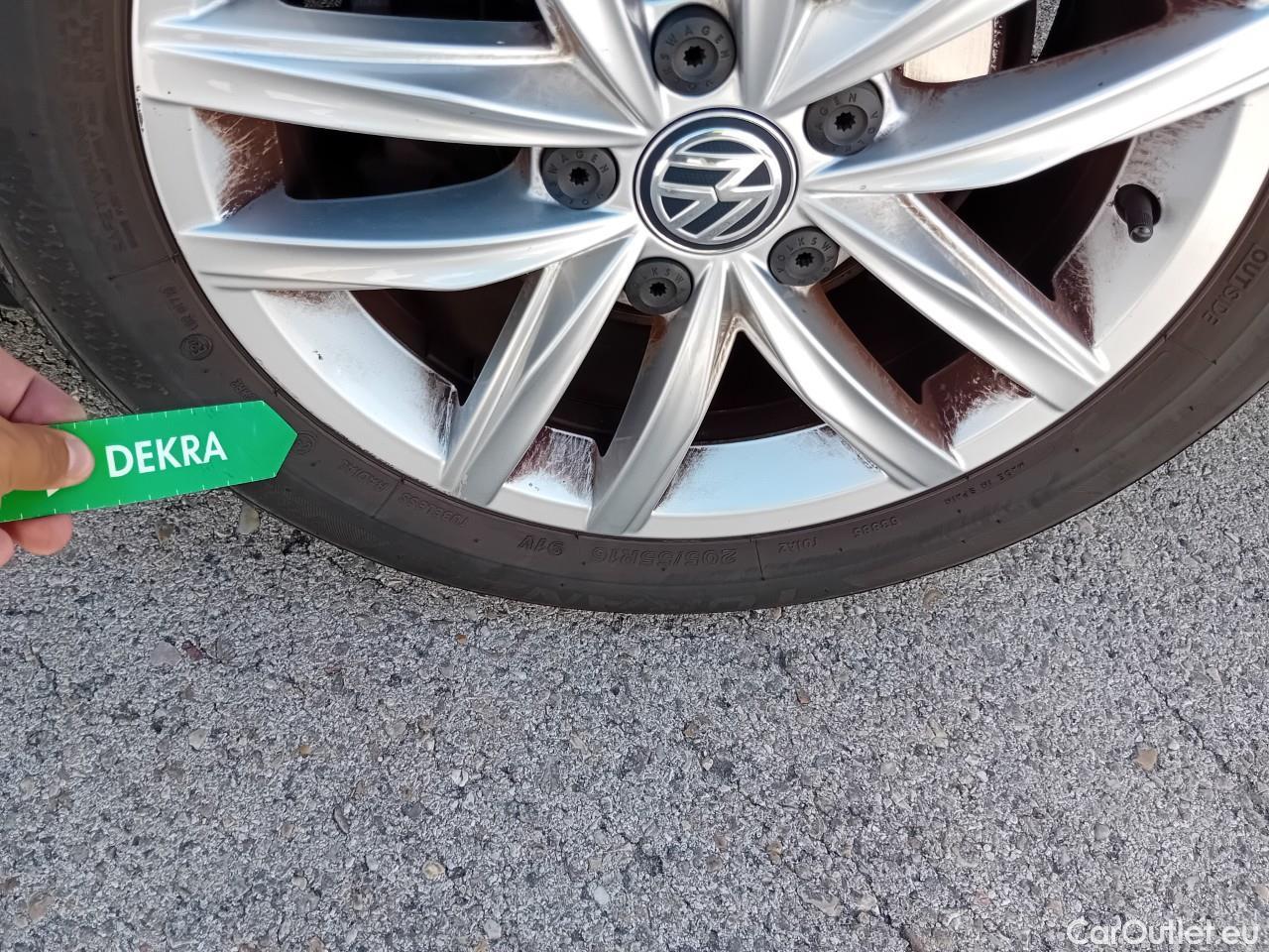  Volkswagen  Golf  VII Variant Advance BMT 2.0 TDI 150CV AT7 E6dT #17