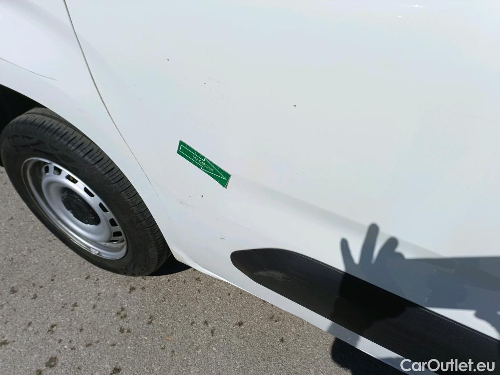  Citroen  Berlingo  Furgón Control M 1.5 100CV MT5 #12