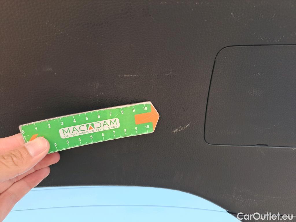  Toyota  RAV4 TOYOTA  / 2018 / 5P / todoterreno 2.5l Advance #37