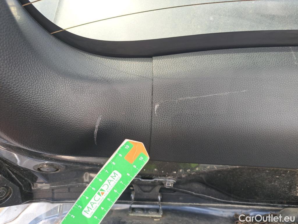  Toyota  RAV4 TOYOTA  / 2018 / 5P / todoterreno 2.5l 220H Advance #49