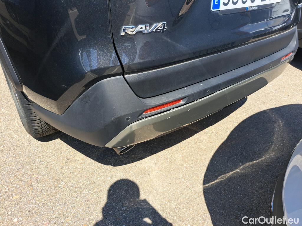  Toyota  RAV4 TOYOTA  / 2018 / 5P / todoterreno 2.5l 220H Advance #61