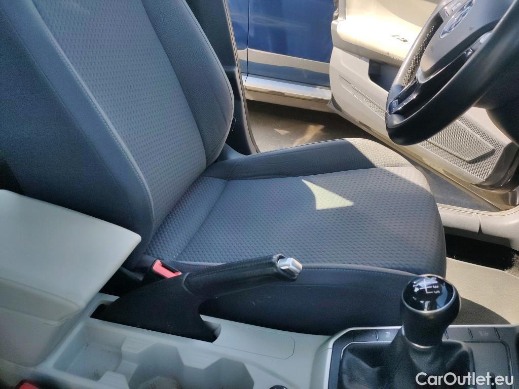  Volkswagen  Polo VOLKSWAGEN  / 2017 / 5P / berlina con portón Advance 1.0 TSI 70kW (95CV) #17