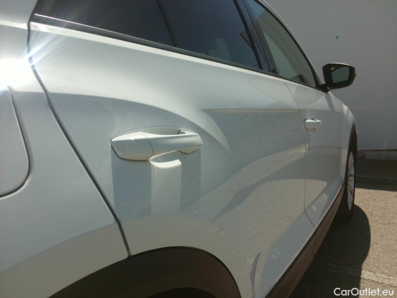  Volkswagen  T-ROC VOLKSWAGEN  / 2017 / 5P / todoterreno Advance 1.0 TSI 85kW (115CV) #20