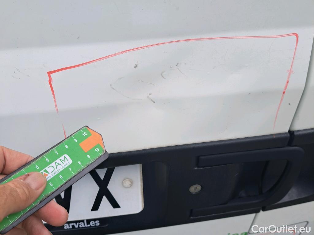  Fiat  Doblo FIAT Doblò Cargo/2015/4P/furgón derivado de turismo Cargo SX 1.6 Mjet 66kW (90CV) (AC) #12
